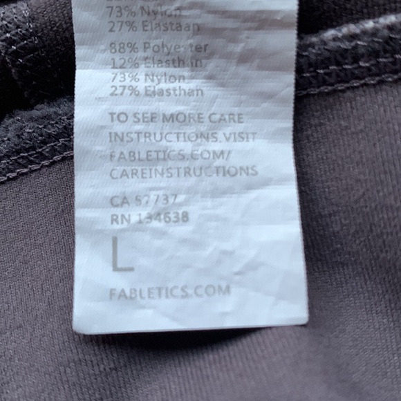 Fabletics Salar Mesh PowerHold gray pink white leggings - Picture 5 of 5